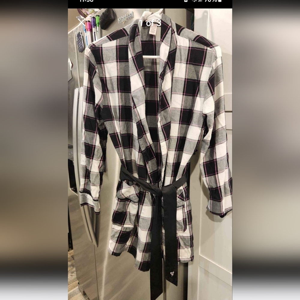 victoria secret flannel robe